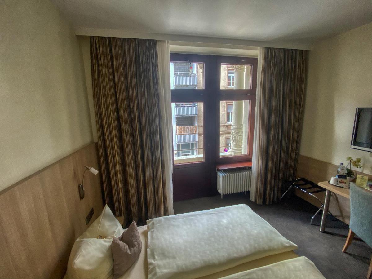 City Partner Hotel Berliner Hof Карлсруе Екстериор снимка