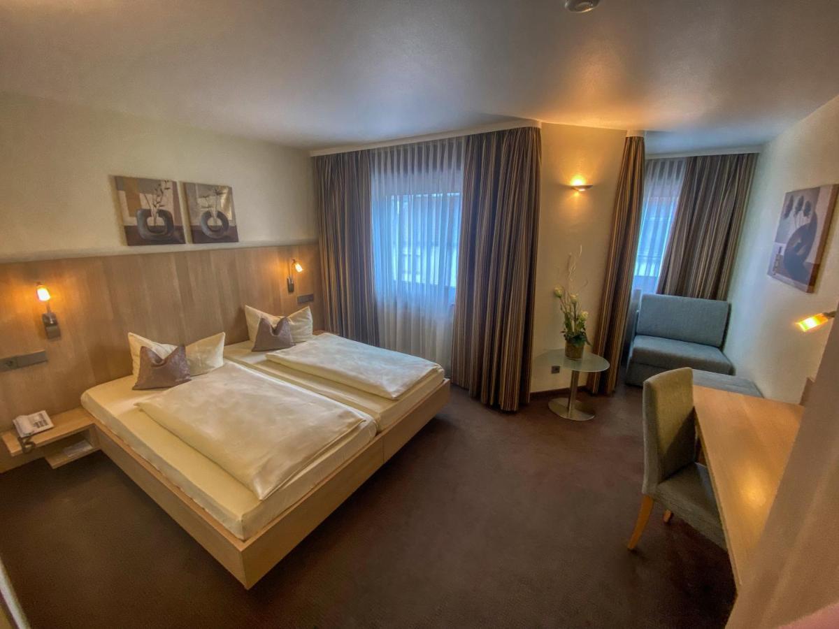 City Partner Hotel Berliner Hof Карлсруе Екстериор снимка