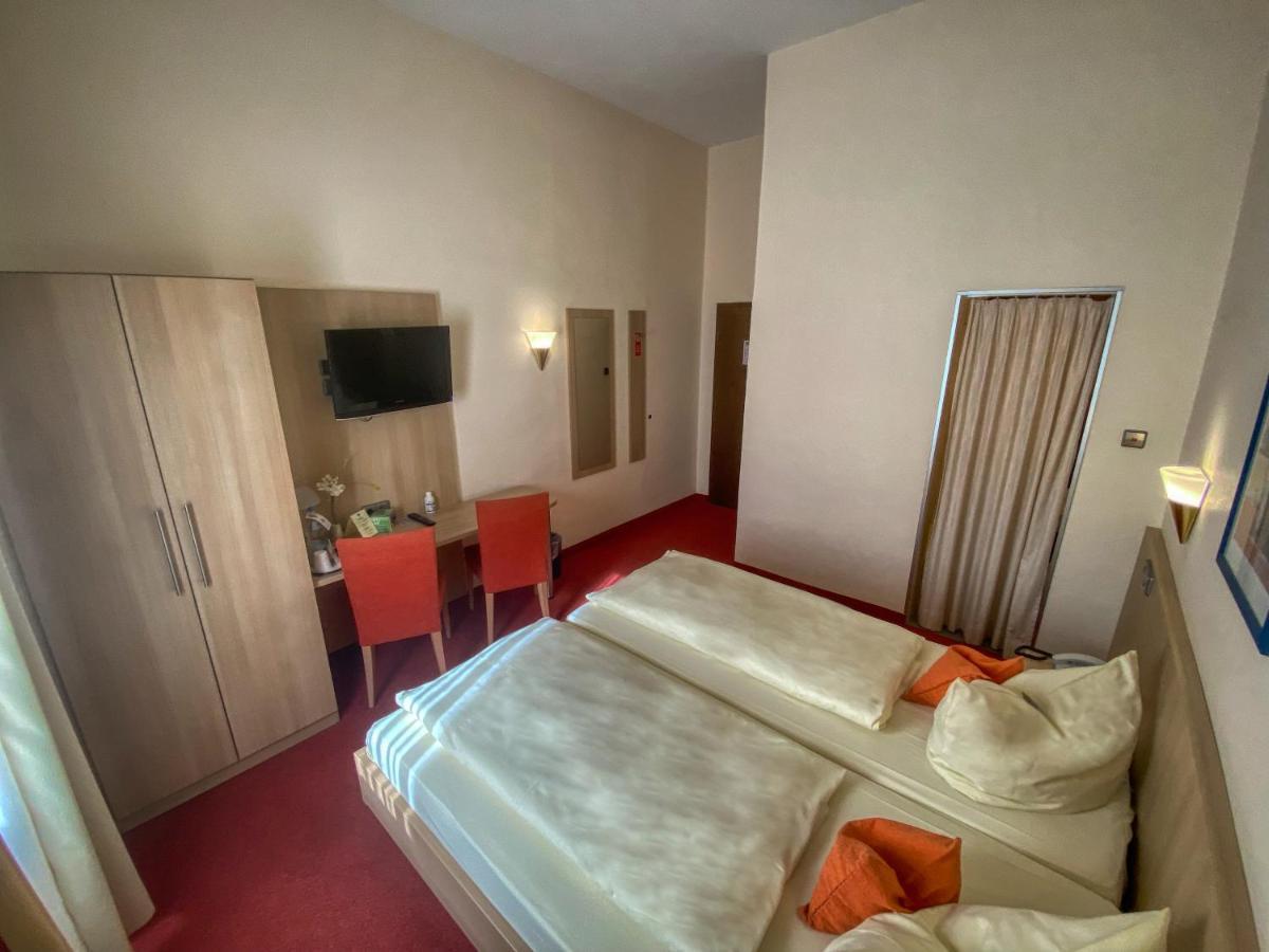 City Partner Hotel Berliner Hof Карлсруе Екстериор снимка